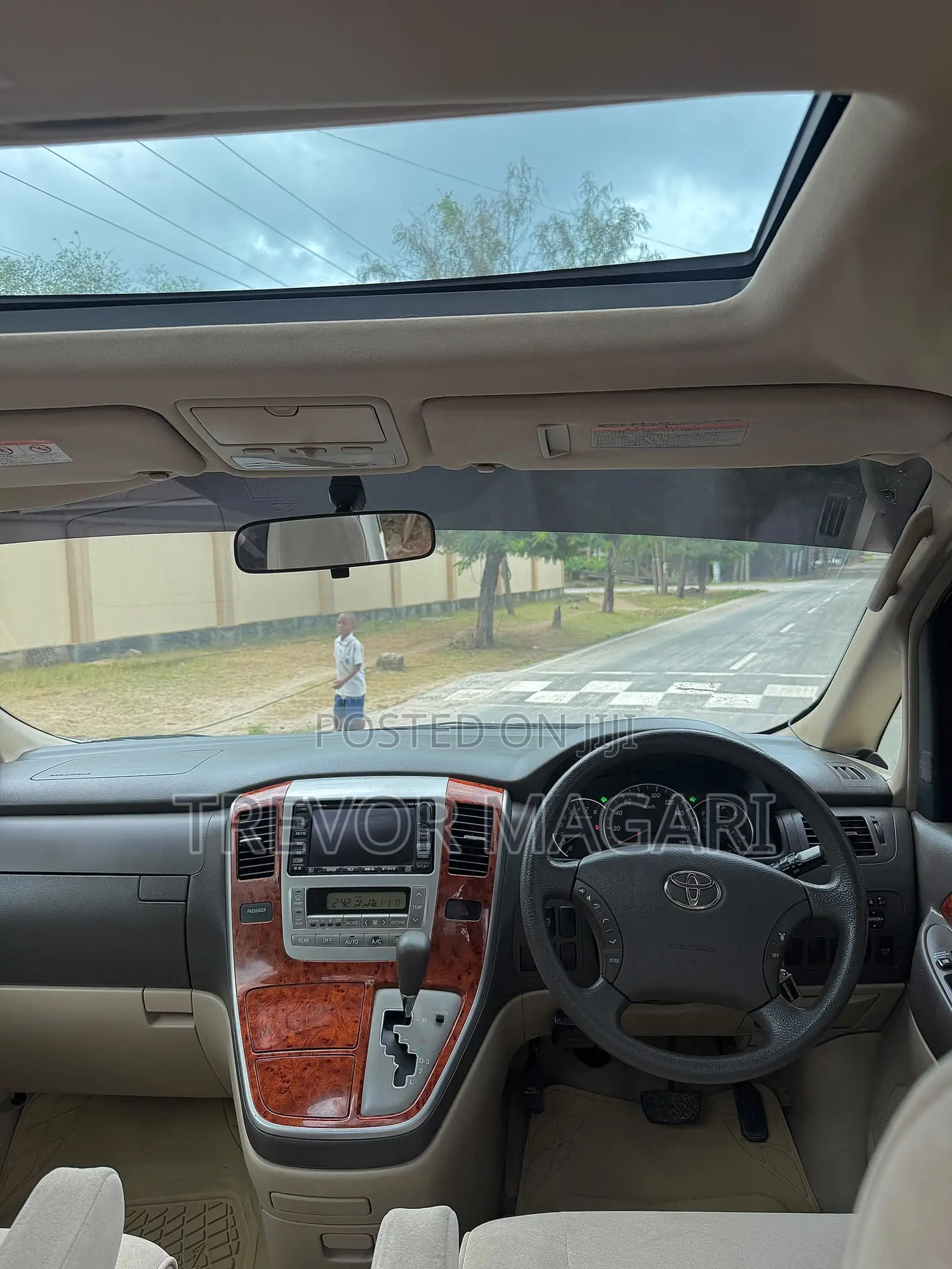 Toyota Alphard 2005 White