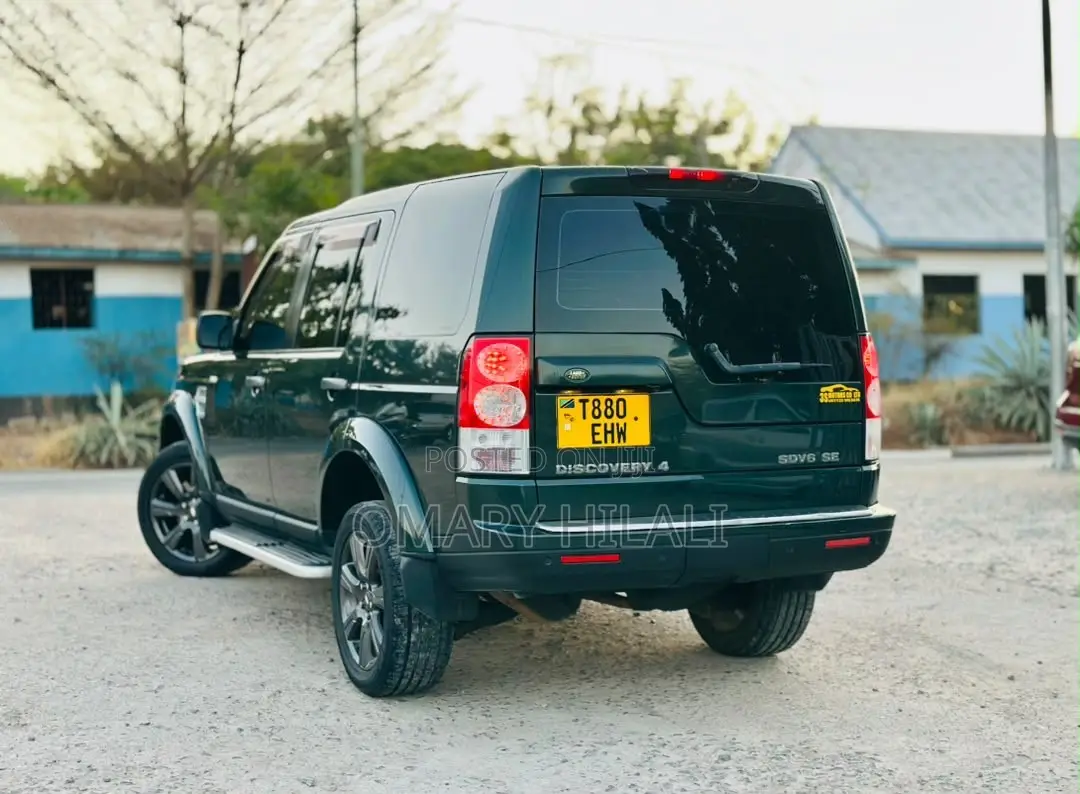 Land Rover Discovery 2013 Green