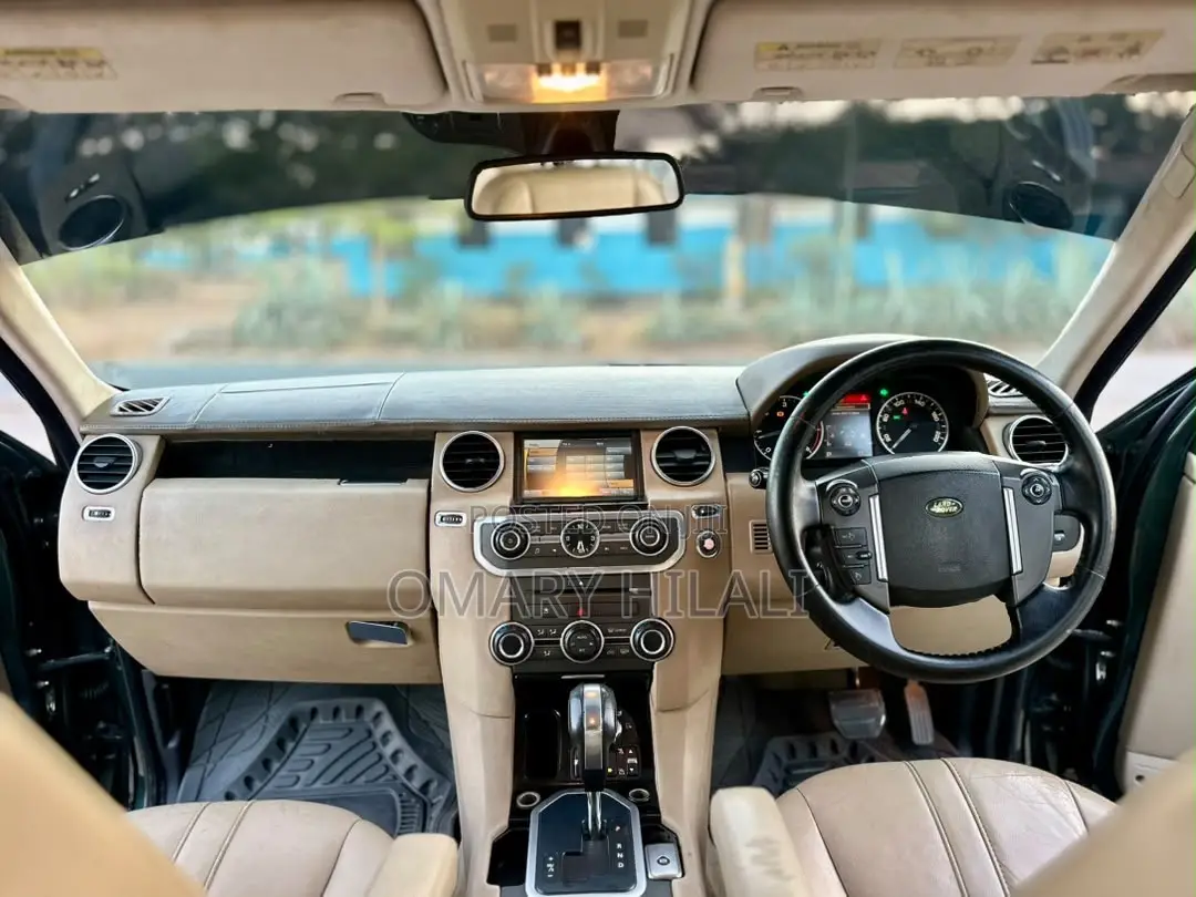 Land Rover Discovery 2013 Green