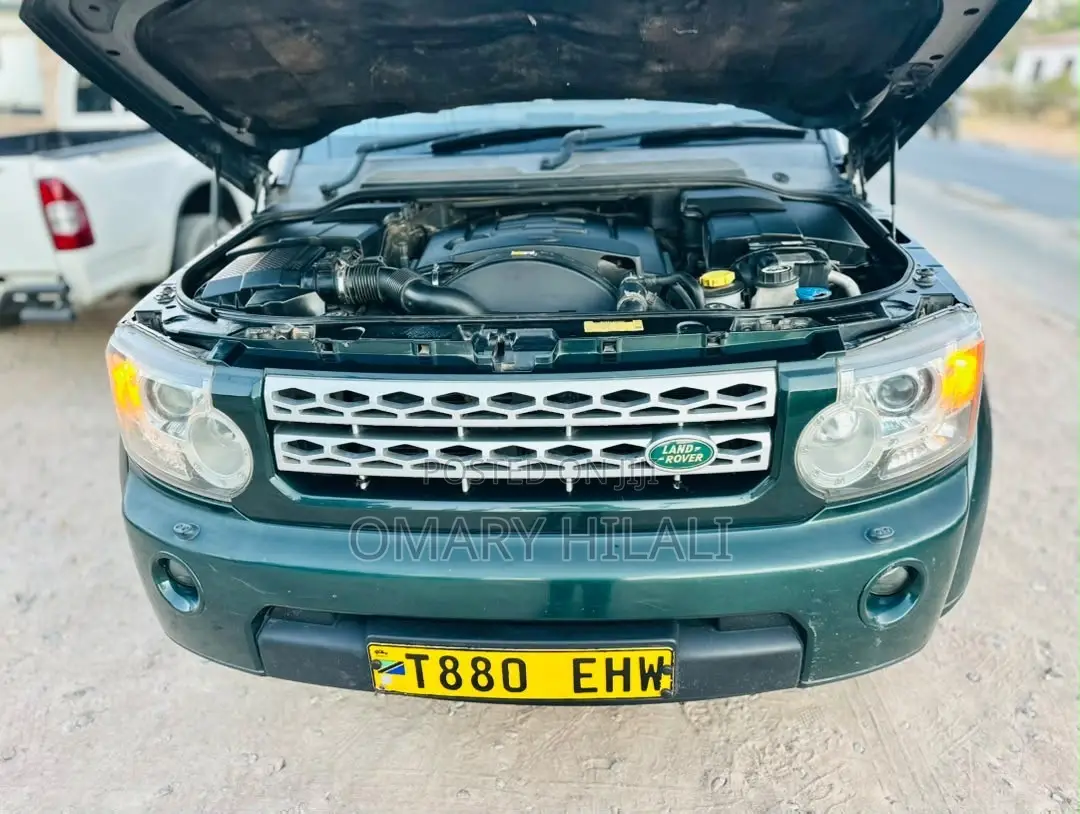 Land Rover Discovery 2013 Green