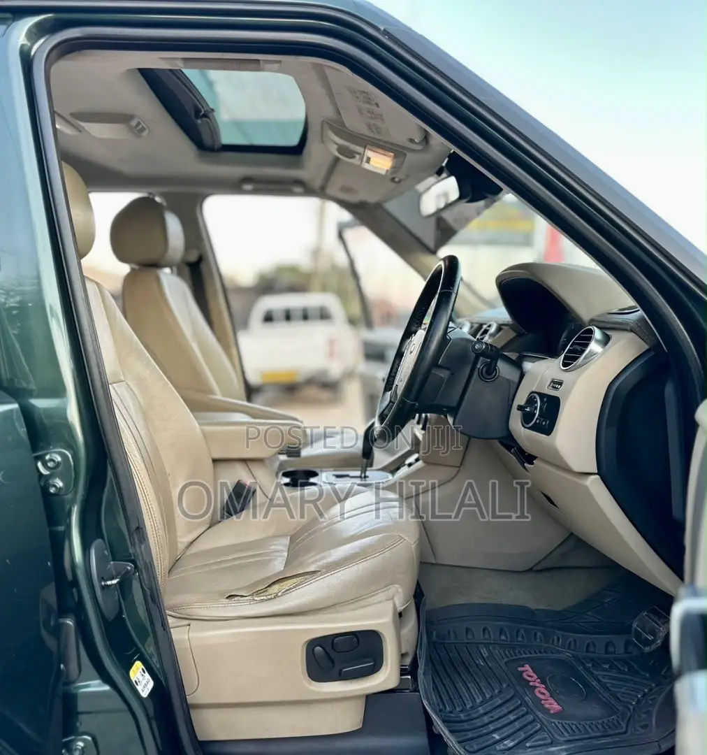 Land Rover Discovery 2013 Green