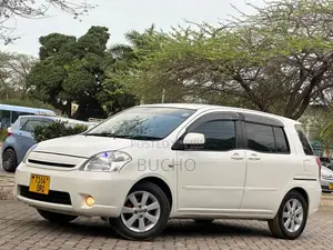 Toyota Raum 2005 White