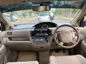 Toyota Raum 2005 White