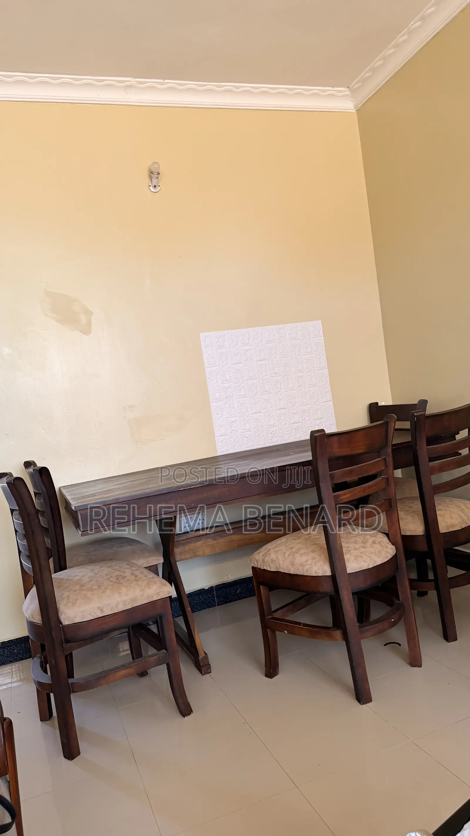 Dinning Table