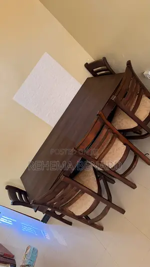 Dinning Table
