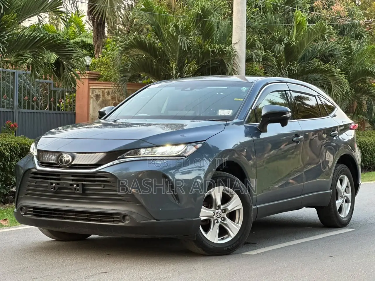 Toyota Harrier 2.0 2020 Gray