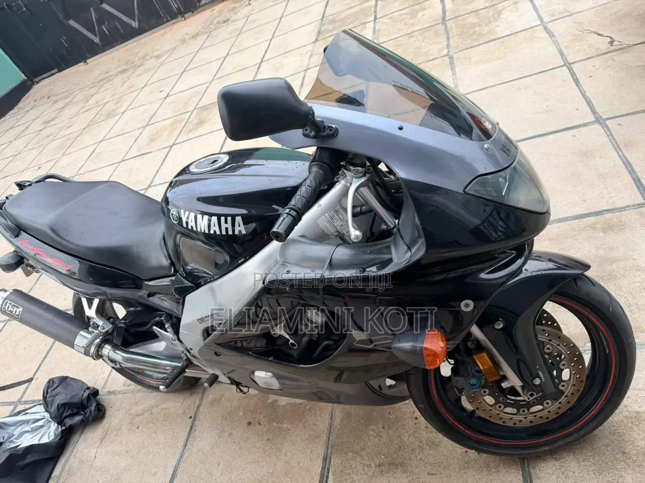 Yamaha YZF-R 1997 Black