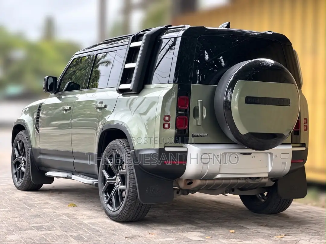 Land Rover Defender 2021 Green