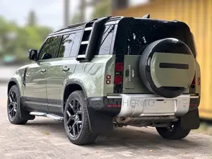 Land Rover Defender 2021 Green