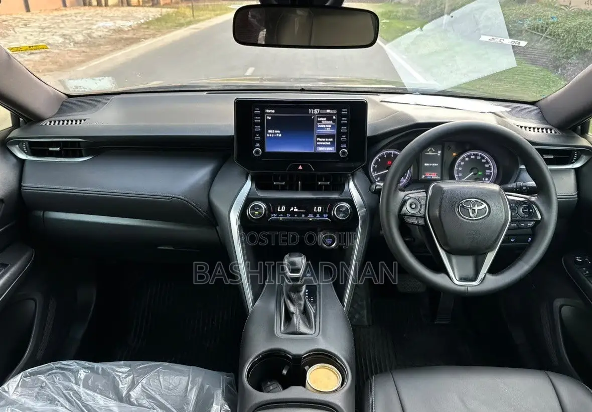 Toyota Harrier 2.0 2020 Gray