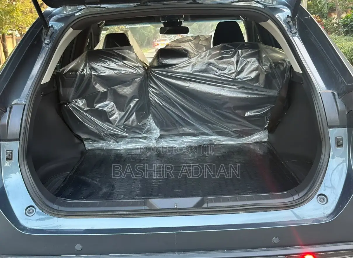 Toyota Harrier 2.0 2020 Gray