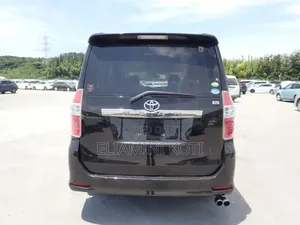 Toyota Noah 2008 Black