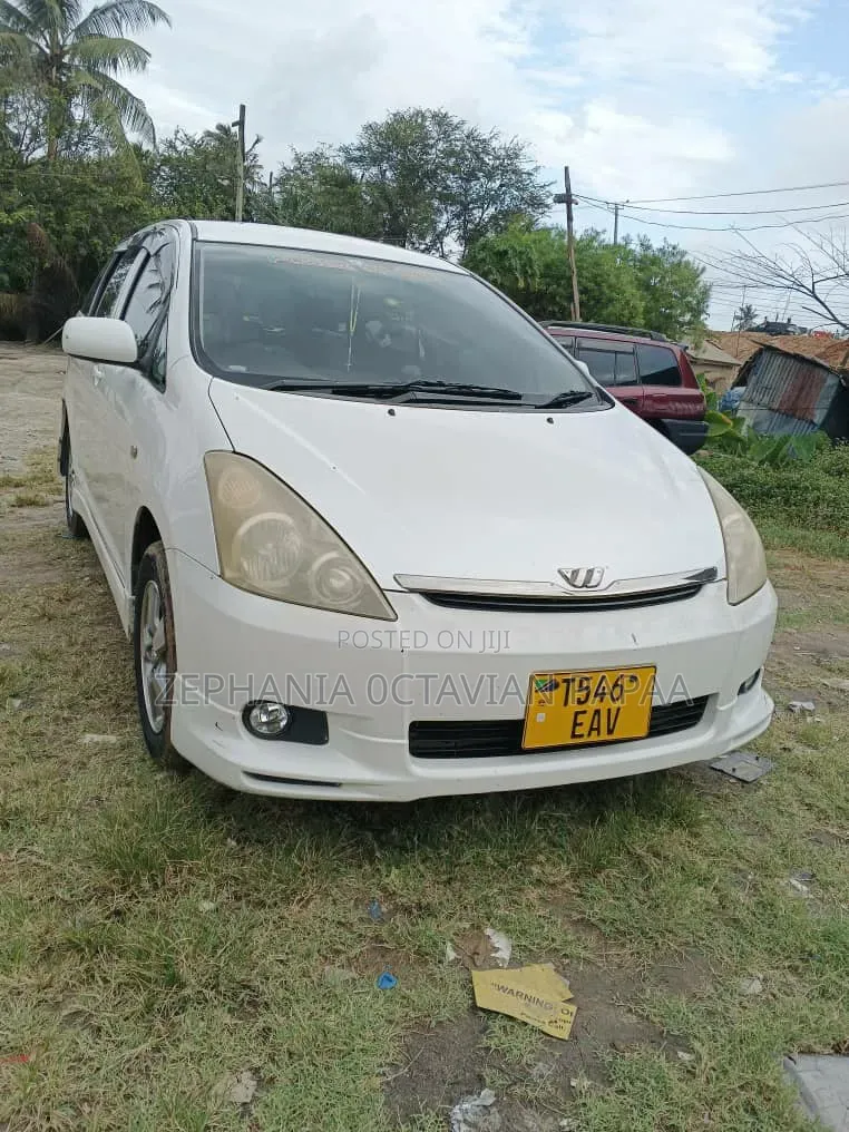 Toyota Wish 2005 White