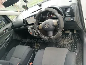Toyota Wish 2005 White