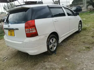 Toyota Wish 2005 White