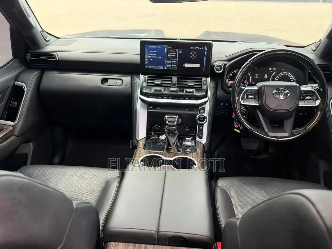 Toyota Land Cruiser 2024 Black