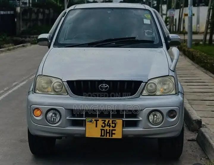 Toyota Cami 2001 Silver
