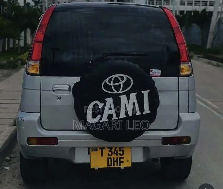 Toyota Cami 2001 Silver