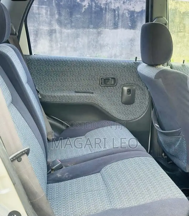 Toyota Cami 2001 Silver