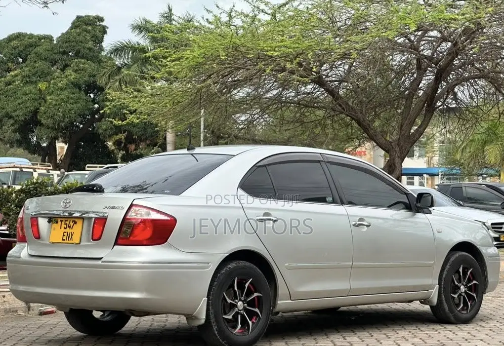 Toyota Premio 2005 Silver