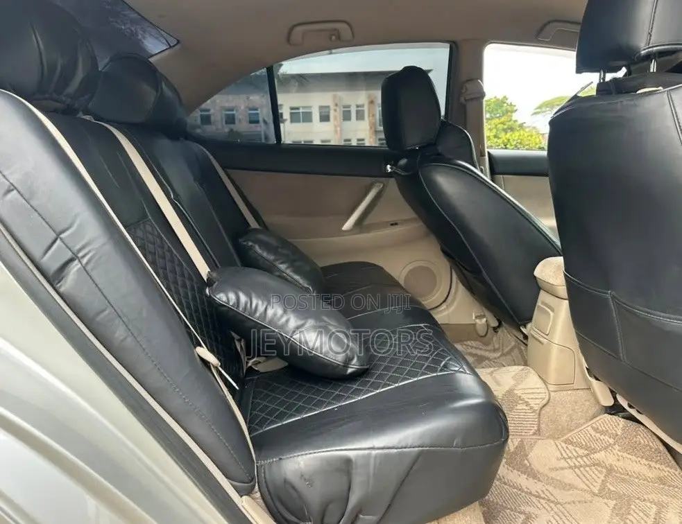 Toyota Premio 2005 Silver