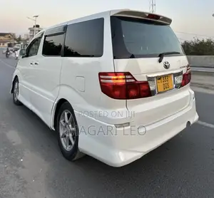 Toyota Alphard 2.4 Petrol FWD 2005 White