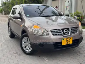 Nissan Dualis 2008 Beige