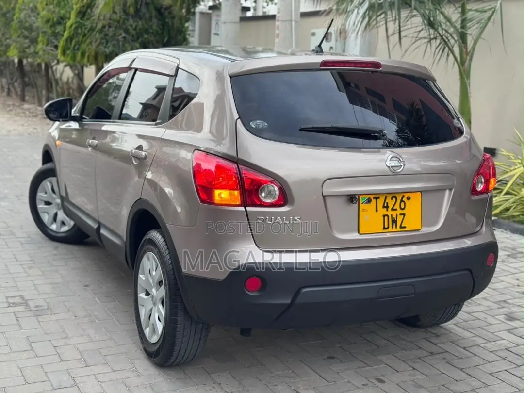 Nissan Dualis 2008 Beige