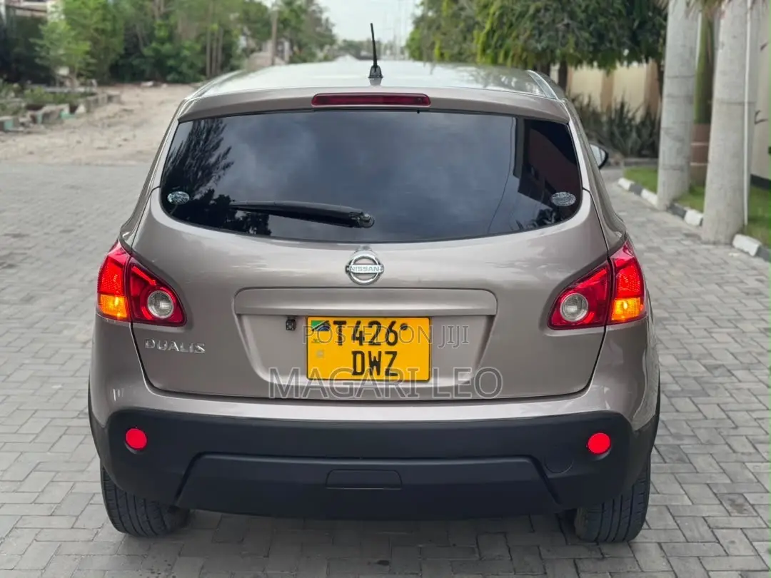 Nissan Dualis 2008 Beige
