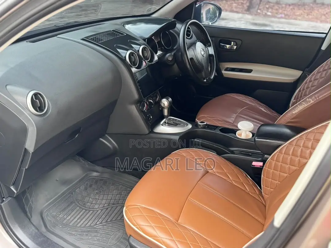 Nissan Dualis 2008 Beige