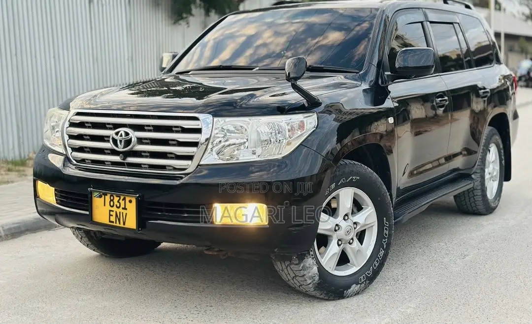 Toyota Land Cruiser 4.5 V8 GXR 2010 Black