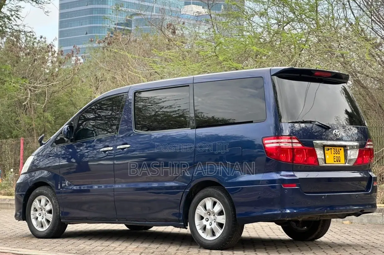 Toyota Alphard 2.4 Petrol FWD 2006 Blue