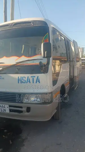 Toyota Coaster 2004 White