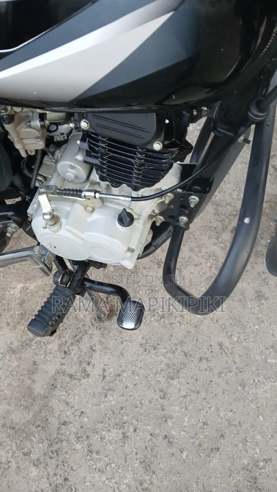Bajaj Boxer 125 2024 Black
