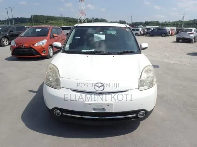 Mazda Verisa 2009 White