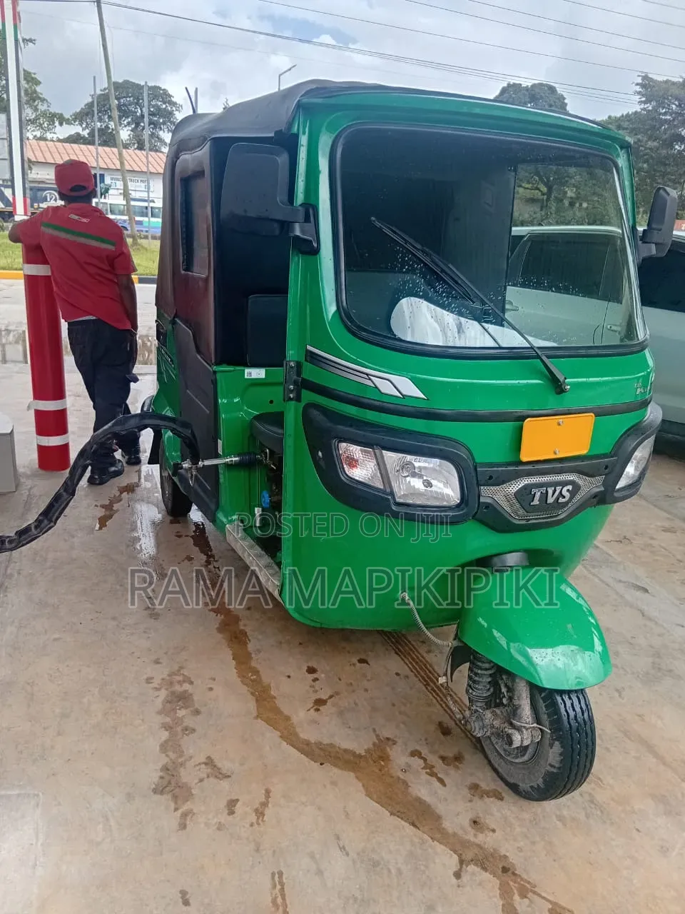 Bajaj Avenger 200 2025 Blue