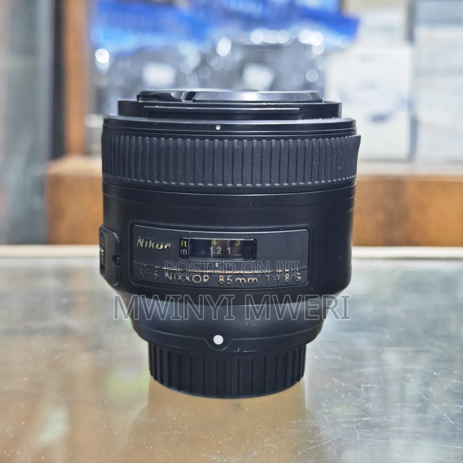 Nikon AF-S NIKKOR 85mm F/1.8g Lens