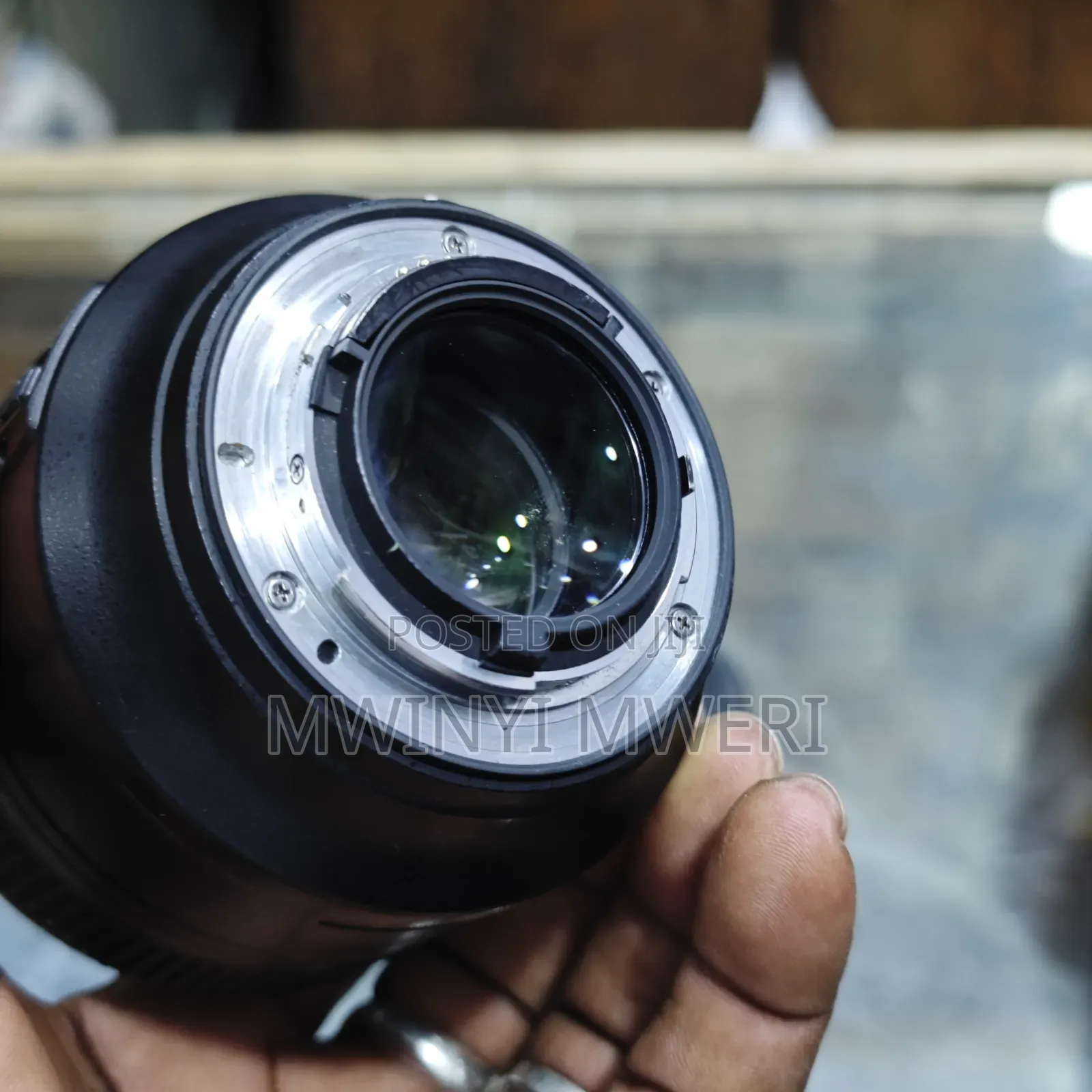 Nikon AF-S NIKKOR 85mm F/1.8g Lens