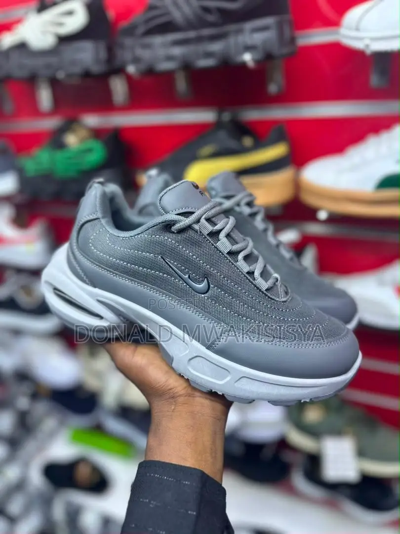 Chunky Running Sneaker