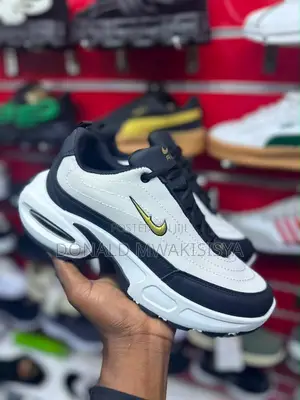 Chunky Running Sneaker