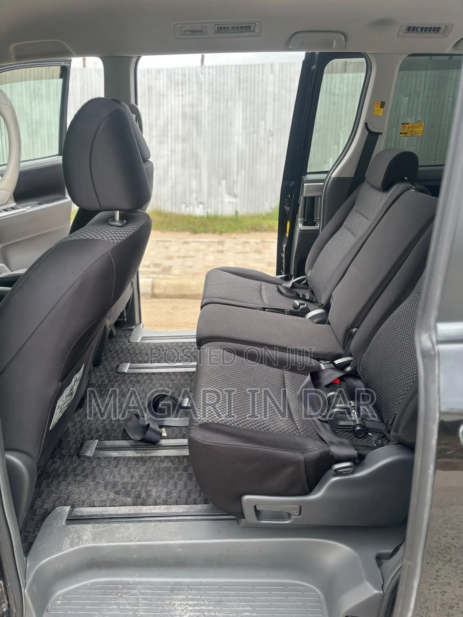 Toyota Noah 2009 Black