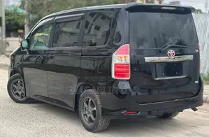 Toyota Noah 2009 Black