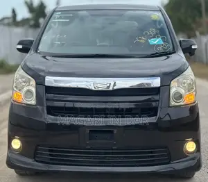 Toyota Noah 2009 Black