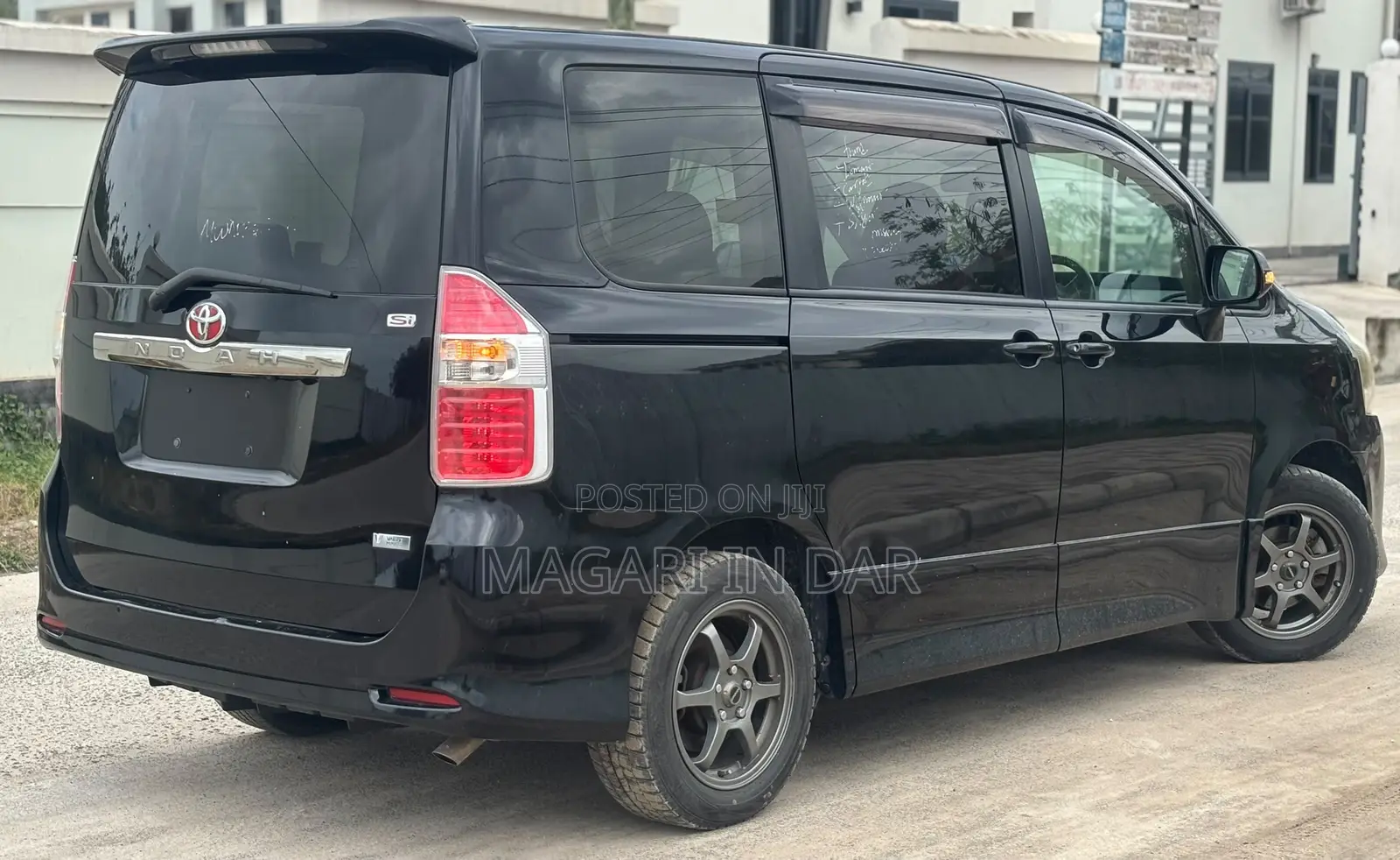 Toyota Noah 2009 Black