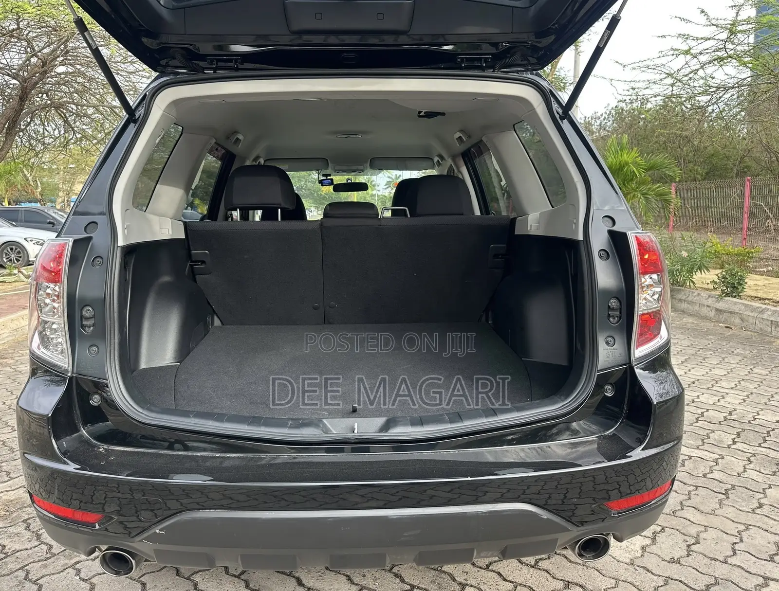 Subaru Forester 2012 Black