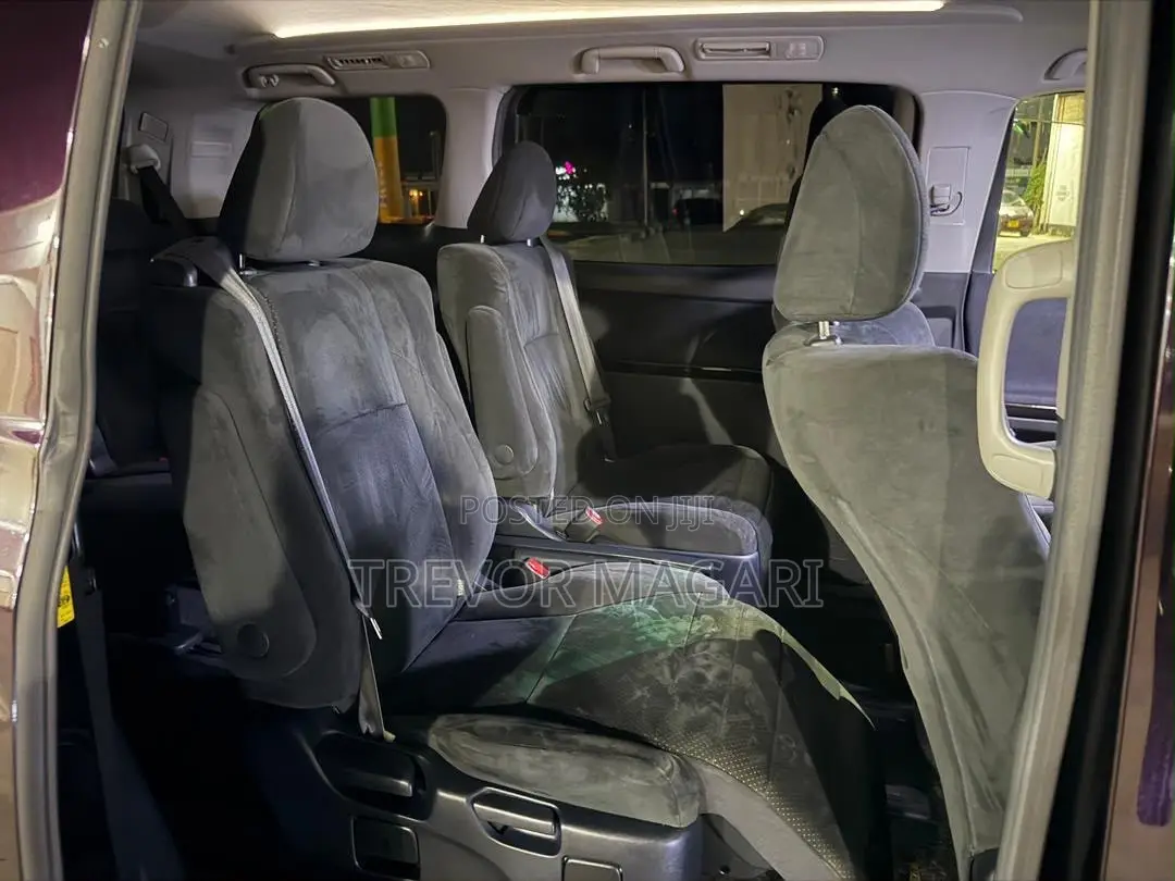 Toyota Vellfire 2010 Black