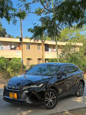 Toyota Harrier 2021 Black