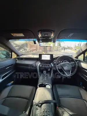 Toyota Harrier 2021 Black