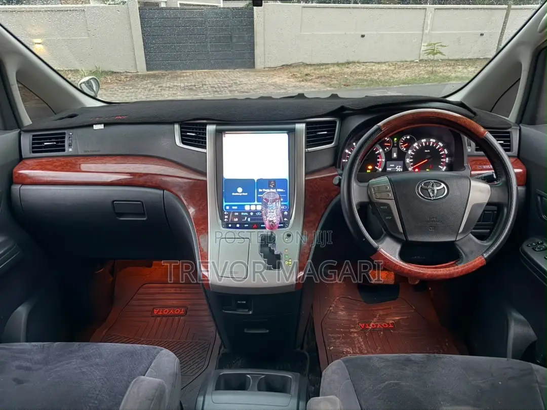 Toyota Alphard 2011 White