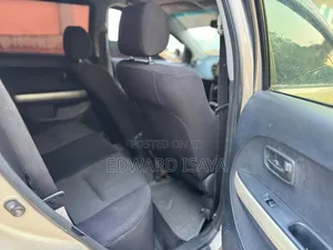 Toyota IST 2005 Gold